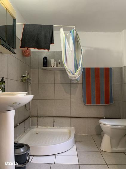 Casă cu 1 camere cu Teren 100 Mp în Ronaț