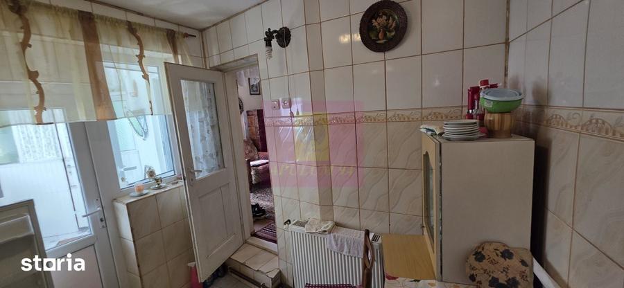 Casă cu 5 camere cu Teren 330 Mp în Slobozia
