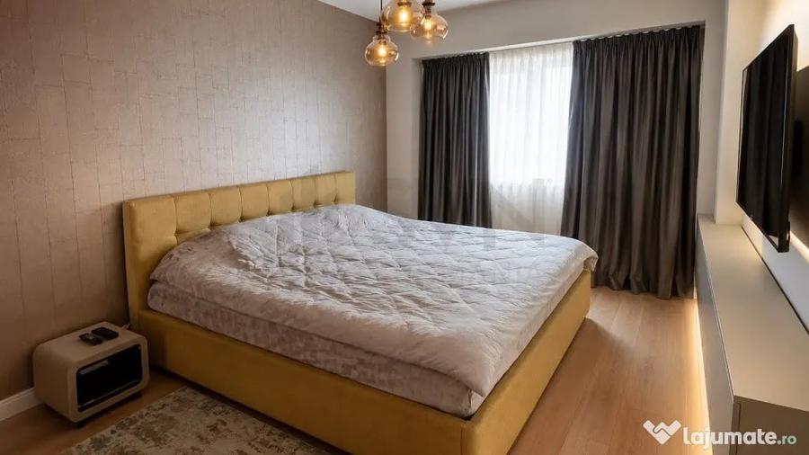 Apartament cu 4 camere decomandat în Ultracentral
