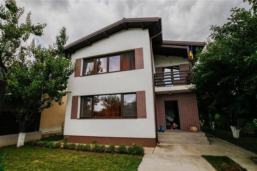 Casă individuală cu 3 camere cu Teren 889 Mp în Drumul Taberei