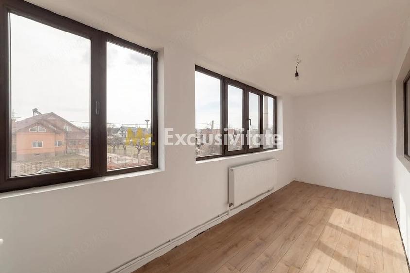 Casă cu Teren 4563 Mp în Central