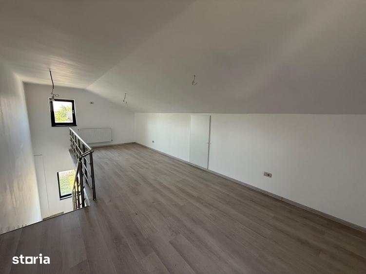 Casă cu 4 camere cu Teren 250 Mp în Cornetu