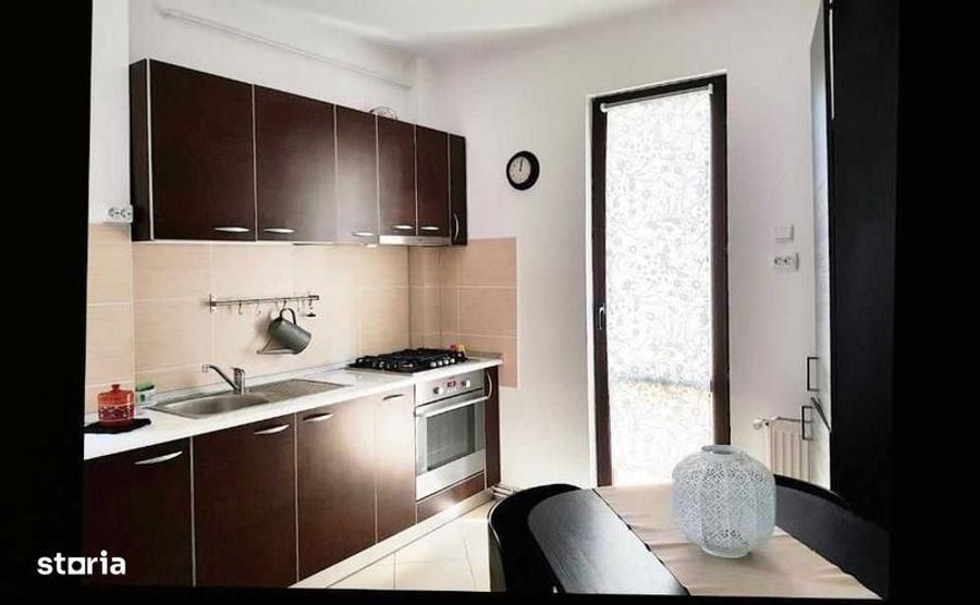 Apartament cu 3 camere în Tineretului