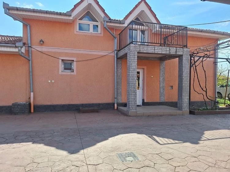 Casă cu Teren 500 Mp în Borș