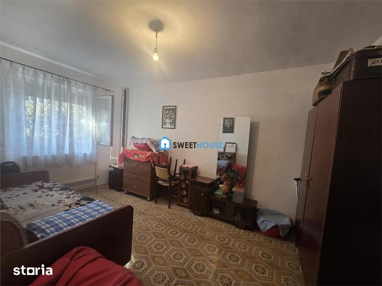 Apartament cu trei camere parter - 1