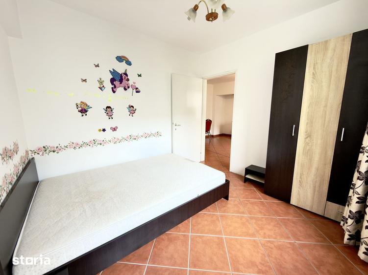 Apartament cu 3 camere în Romană