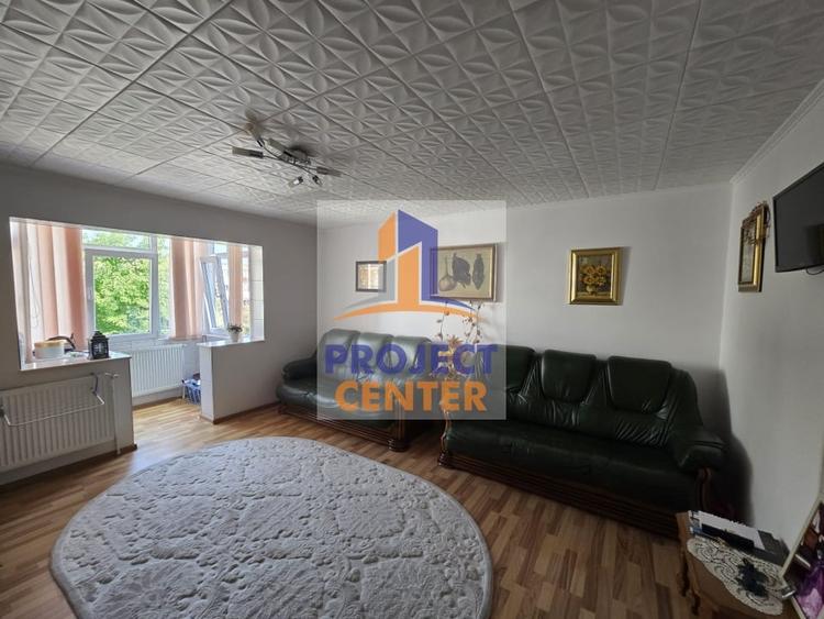 Apartament cu 4 camere decomandat, mobilat în Găvana 2