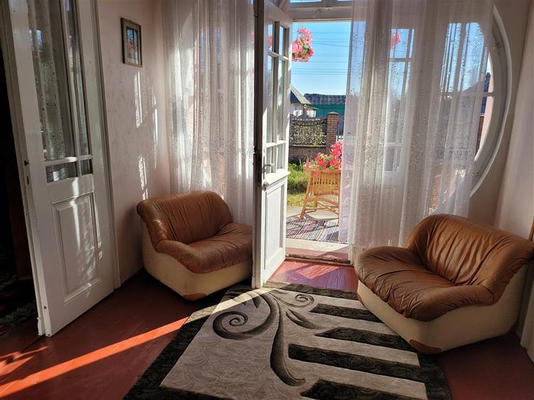 Casă individuală cu 6 camere cu Teren 12500 Mp în Sasca Mică