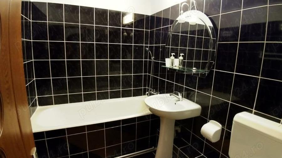 Apartament cu 4 camere decomandat în Otopeni