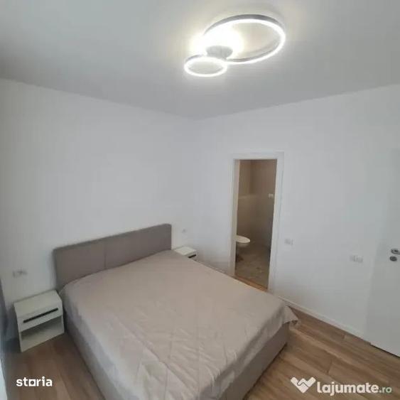 Apartament cu 3 camere decomandat, mobilat în Central