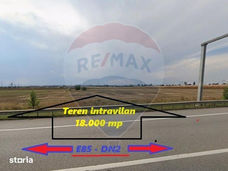 Teren de 18000 mp, în Nord