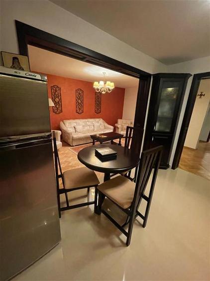 Apartament cu 3 camere decomandat, mobilat în Păcurari