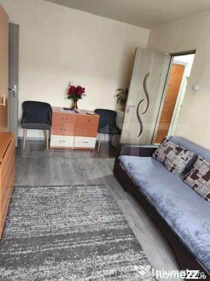 Apartament 3 camere, semidecomandat, 48 mp, balcon Dealu - 10