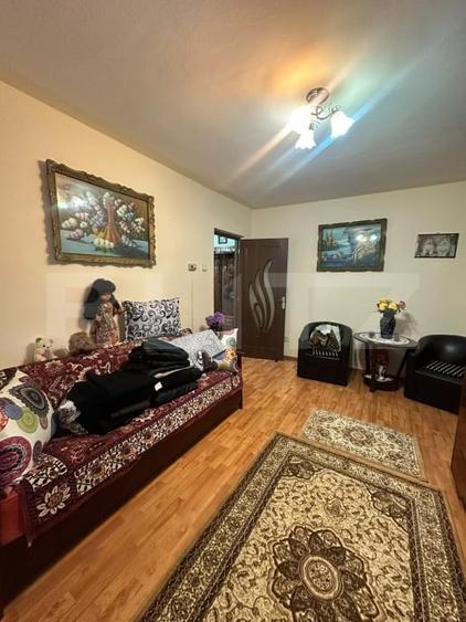 Apartament cu 2 camere semidecomandat, mobilat în Sud-Est