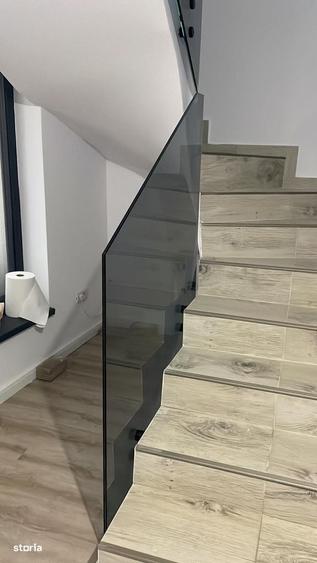 Casă cu 4 camere cu Teren 340 Mp în Malu Mare