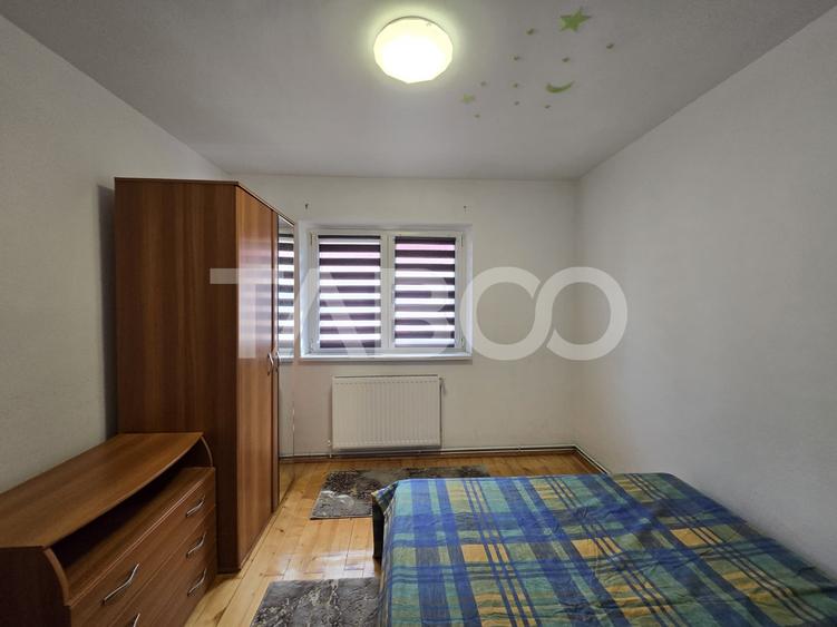 Apartament cu 2 camere decomandat, mobilat în Vasile Aaron
