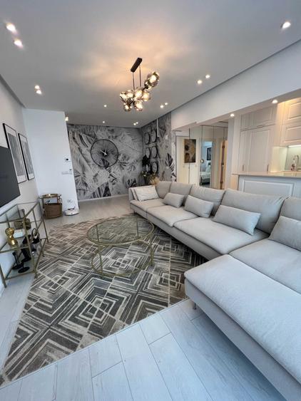 Apartament cu 2 camere semidecomandat în Central
