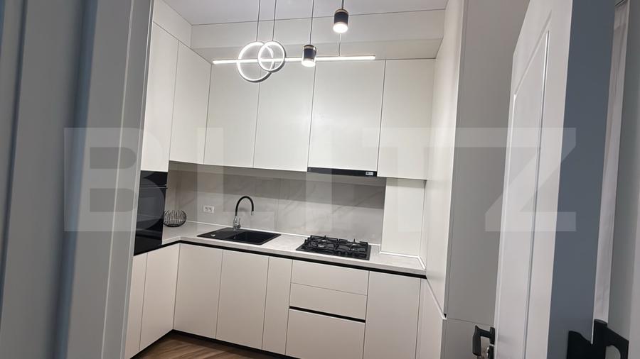 Apartament cu 2 camere semidecomandat, mobilat în Calea Severinului