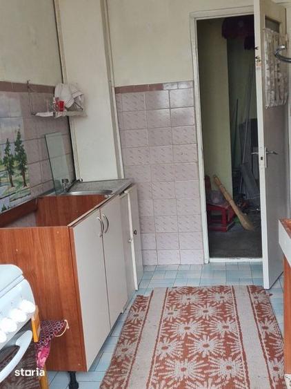Apartament cu 4 camere în Piața Centrală