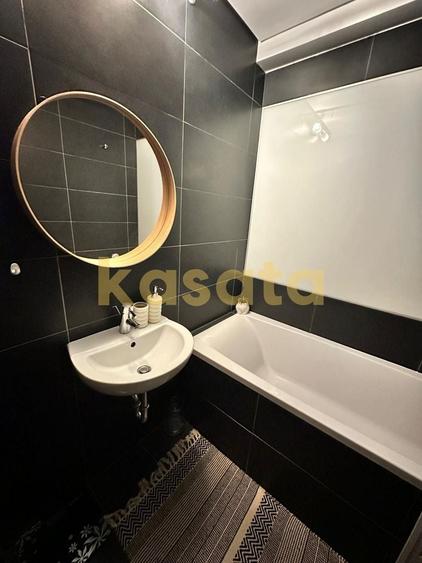 Apartament cu 3 camere decomandat, mobilat în Barbu Văcărescu
