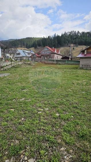 Teren Construcții intravilan de 1520 mp, în Hangu