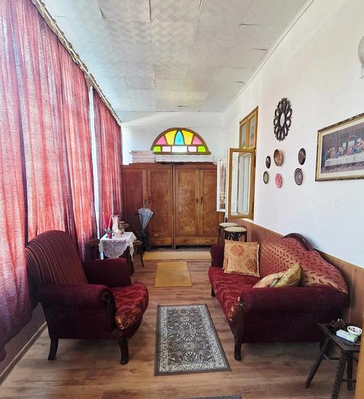 Casă cu 4 camere cu Teren 1500 Mp în Satchinez