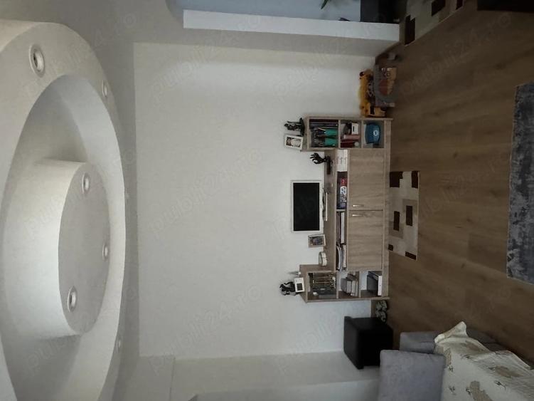 Apartament cu 2 camere decomandat în Exterior Vest