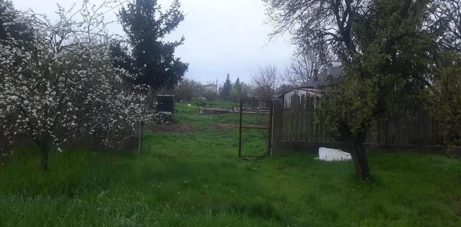 Teren de 800 mp, în Ordoreanu