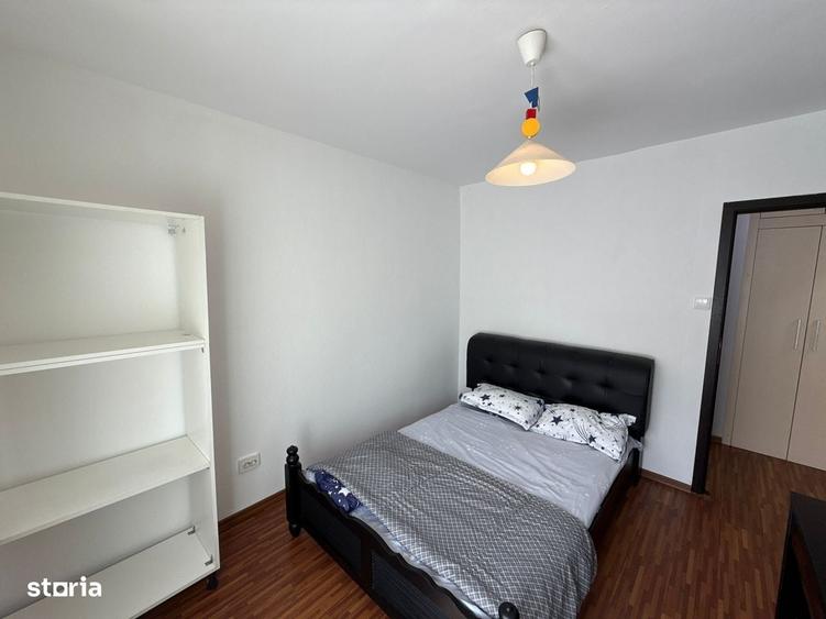Apartament cu 3 camere decomandat în Decebal