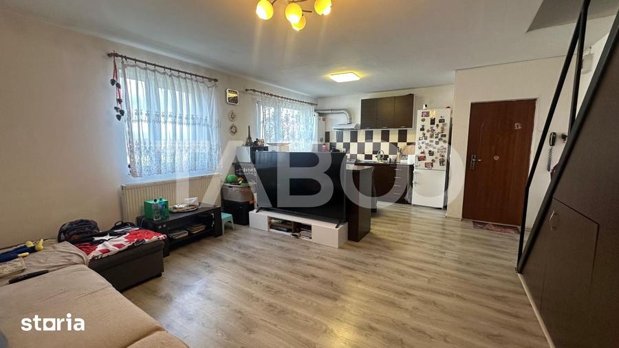Apartament cu 4 camere decomandat în Terezian