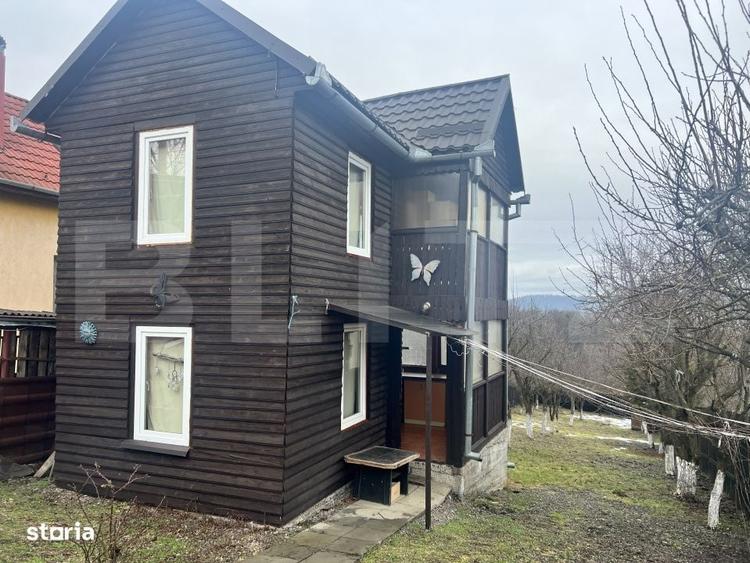 Casă cu 2 camere în Corunca