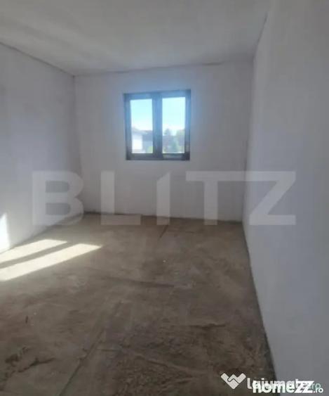 Casă cu 4 camere cu Teren 420 Mp în Stupini