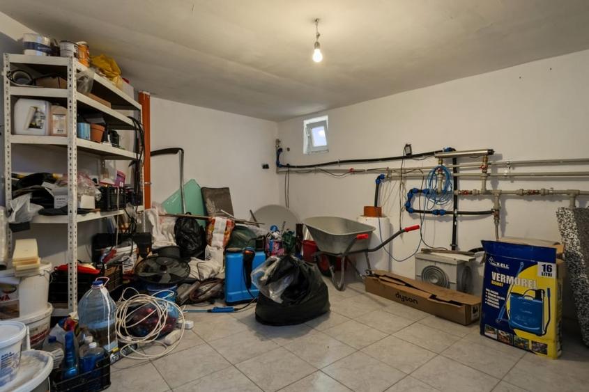 Casă individuală cu 6 camere cu Teren 810 Mp în Dumbrăveni