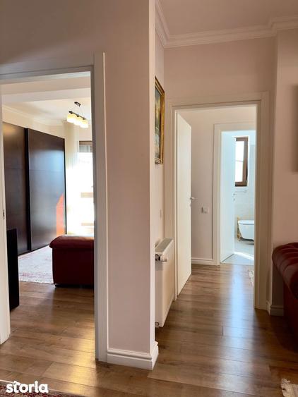 Apartament cu 3 camere, mobilat în Grivița