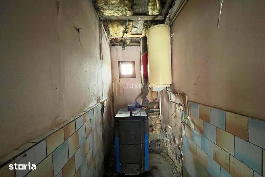 Casă cu 2 camere cu Teren 810 Mp în Praid