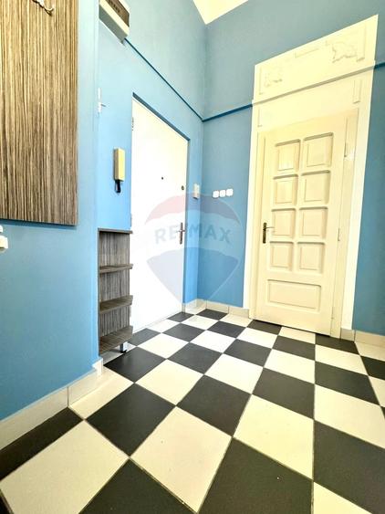 Apartament cu 2 camere decomandat în Ultracentral