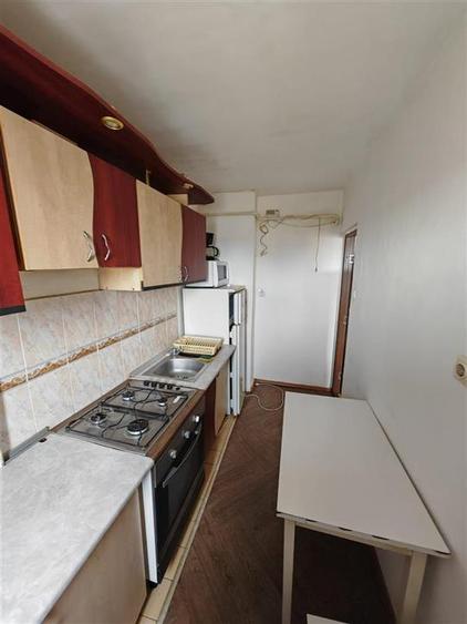 Garsonieră decomandată, mobilată în Bartolomeu