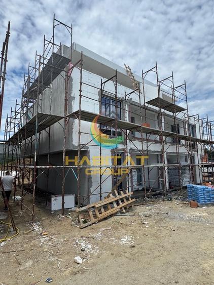 Duplex cu 4 camere cu Canalizare în Splaiul Unirii