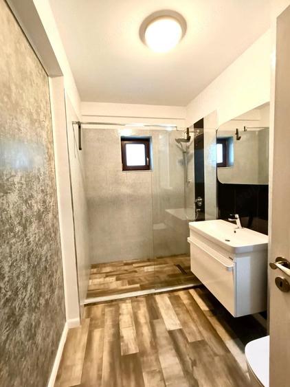 Apartament cu 2 camere decomandat în Sisești