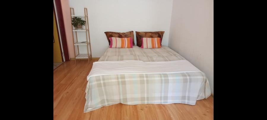 Ciresica ,apartament ,et.2 cu centrala Tomis Nord - 1