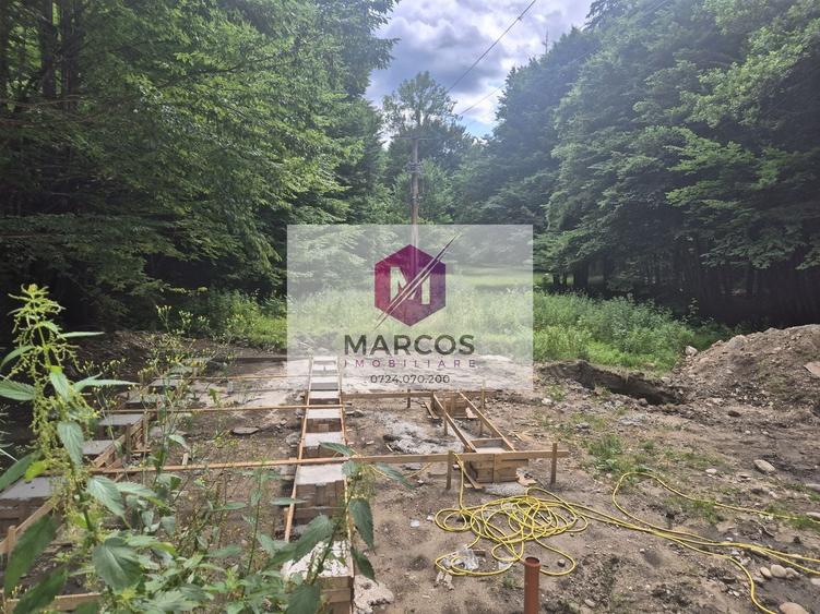 Teren Construcții intravilan de 612 mp, în Văliug