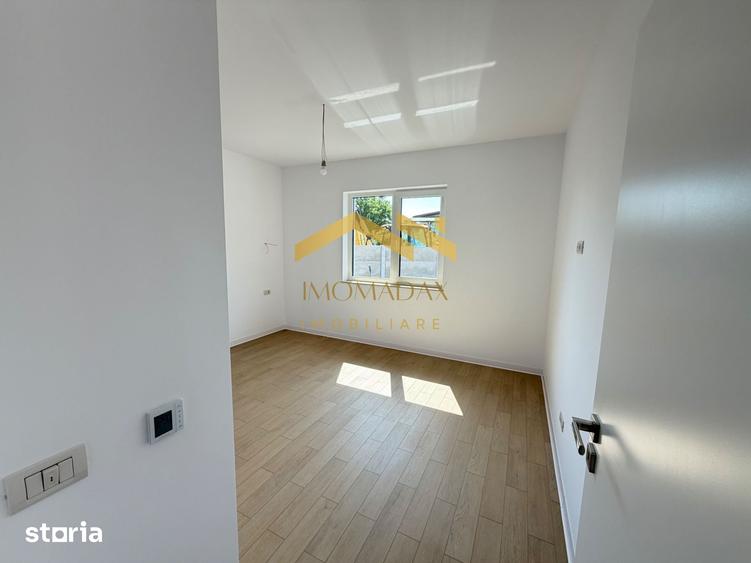 Casă cu 4 camere cu Teren 400 Mp în Sânmihaiu Român