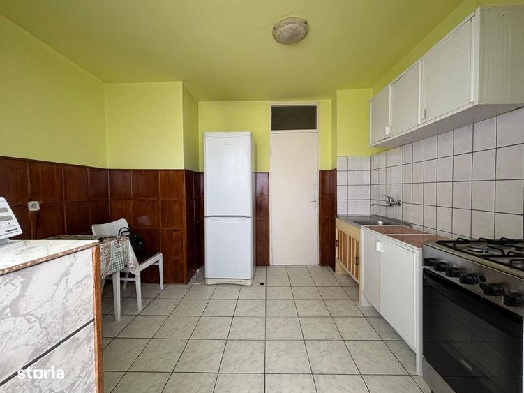 Apartament cu 2 camere decomandat în Lazaret