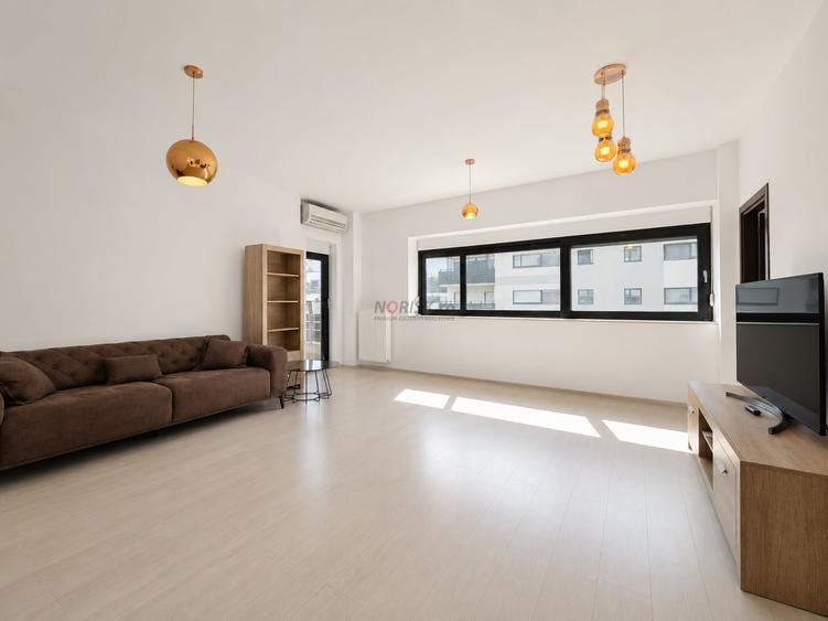 Apartament cu 3 camere, mobilat în Băneasa