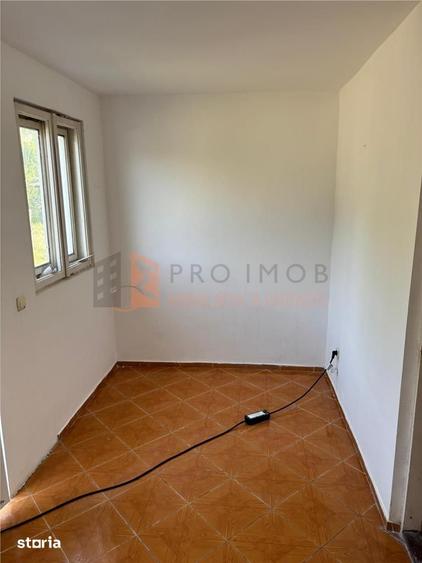 Casă cu 3 camere decomandat cu Teren 1865 Mp în Poșta Câlnău