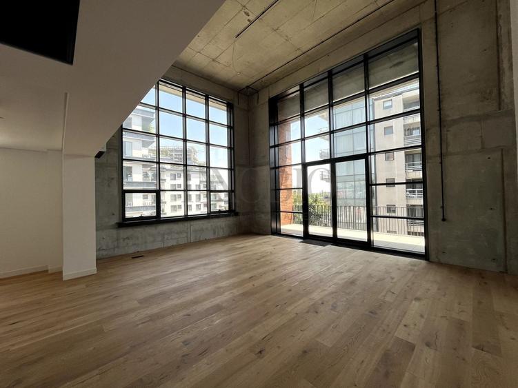 Apartament cu 4 camere în Barbu Văcărescu