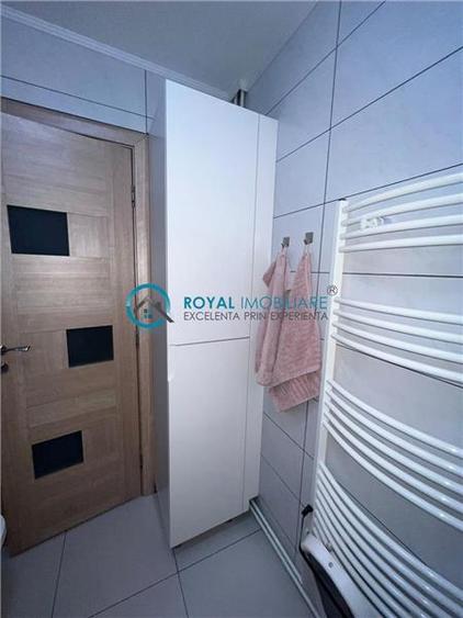 Apartament cu 2 camere decomandat în B-dul București