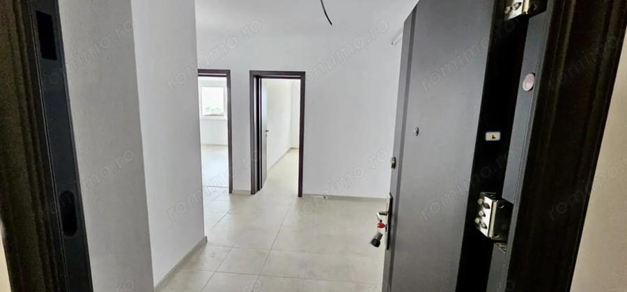 Apartament cu 3 camere decomandat în Sânpetru
