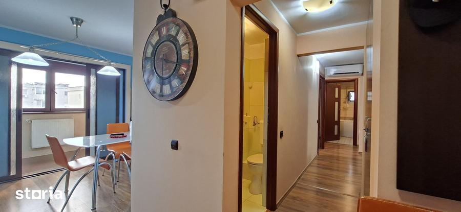 Apartament cu 3 camere decomandat în Mazepa 2