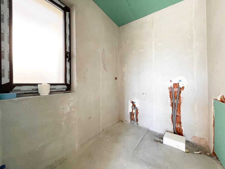 Duplex cu 5 camere cu Canalizare în Moșnița Nouă